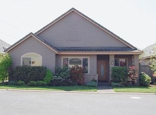 2086 Lake Harbor Dr, Eugene, OR 97408