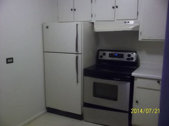 5th image of 22515 Jackson Ct APT 4B