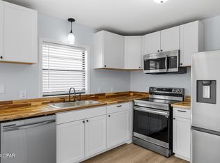 6404 Lenawee St, Panama City, FL 32404