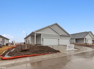 1520 Indigo Dr SE, Altoona, IA 50009