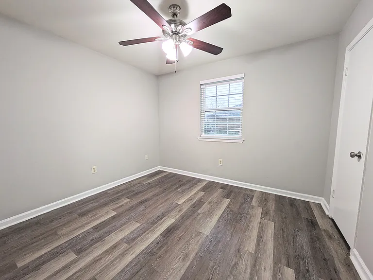 8054-56 Skysail Ave #8054 — Photo 7