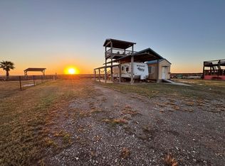 1463 Van Sant, Gilchrist, TX 77617