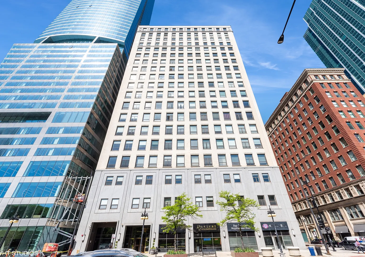 1 bed, 875 sqft, $2,500 — Photo 1