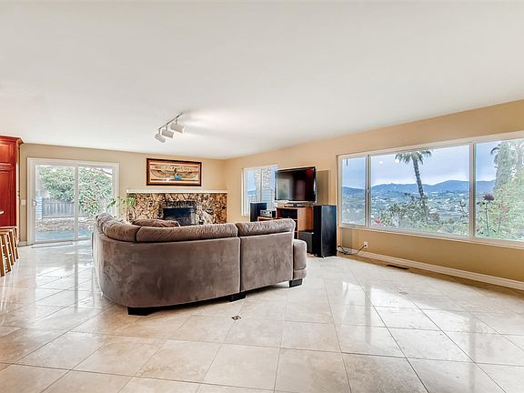 4th image of 3530 Laurashawn Ln