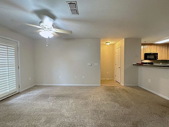 4th image of 23583 Bahama Point #1513