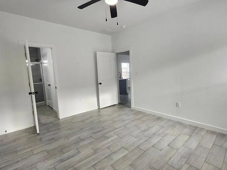 1418 Road 5607 — Photo 9