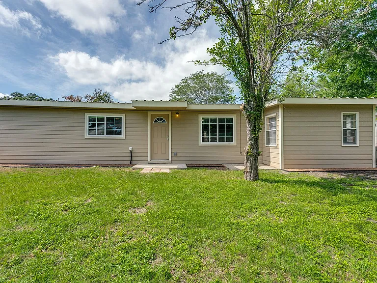 163 Antrim Dr — Photo 23