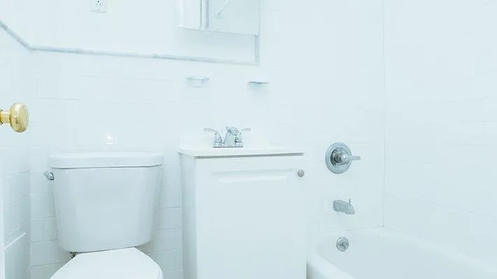 Rented by Nooklyn NYC LLC | media 24