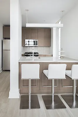 Rented by Red Apple Group | media 3