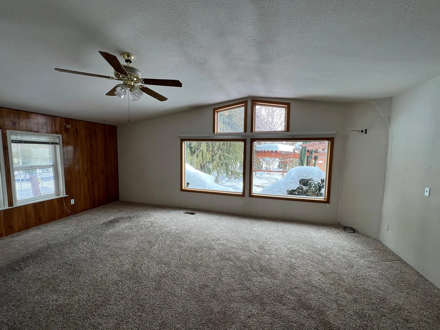200 Kendall St — Photo 1