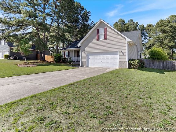3rd image of 105 Winterfield Dr