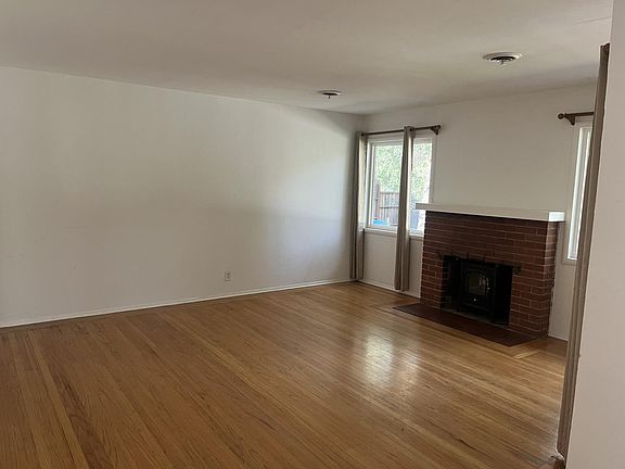5th image of 13370 Arnold Dr