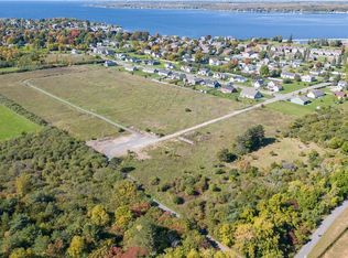 314 Dodge Ave #20, Sackets Harbor, NY 13685