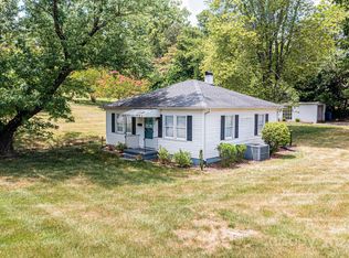 506 12th St SW, Hickory, NC 28602