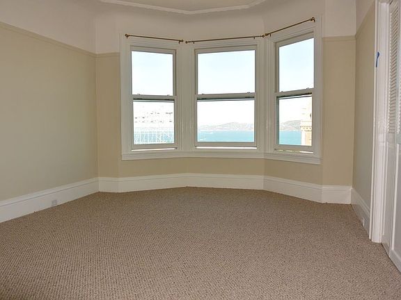3rd image of 900 Bay St APT 7