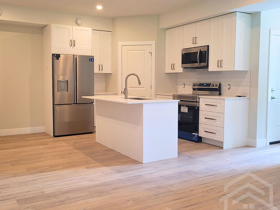1st image of 11661 Springfield Rd #0