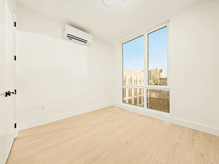 733 Lincoln Pl #1320 — Photo 9