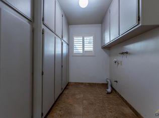 9009 Bear Creek Rd, Bakersfield, CA 93311