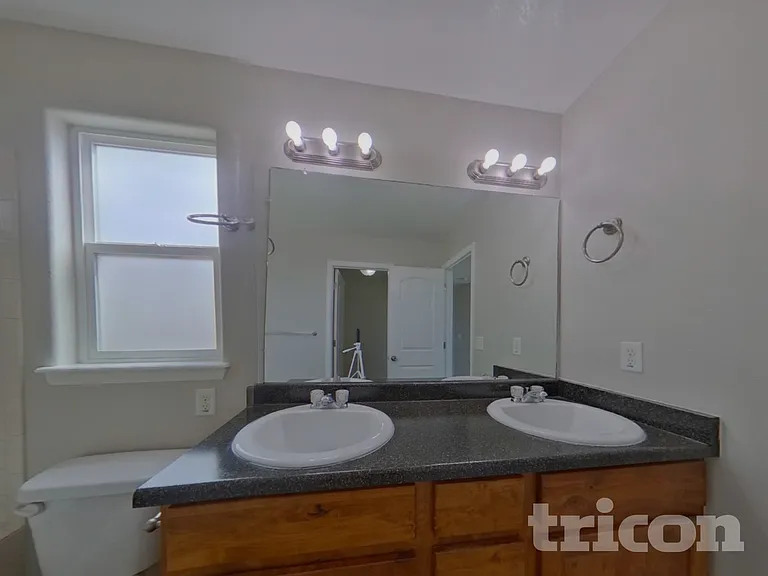 2113 74th Avenue Ct — Photo 8