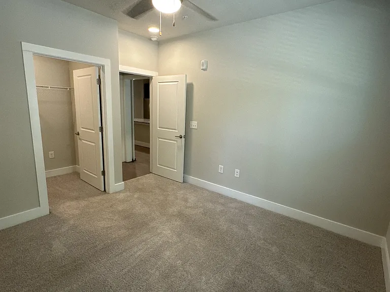 915 Glenwood Apartments on the Beltline — Photo 129