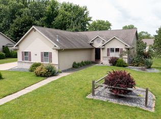 4545 Cedar View Dr, Oshkosh, WI 54901
