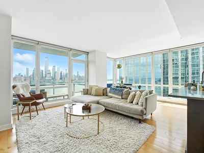 2 2nd St APT 2405, Jersey City, NJ, 07302