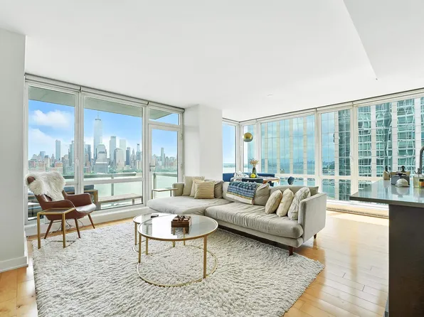 2 2nd St APT 2405, Jersey City, NJ 07302