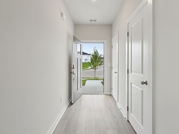 5th image of 4220 Skyridge Dr Lot 21