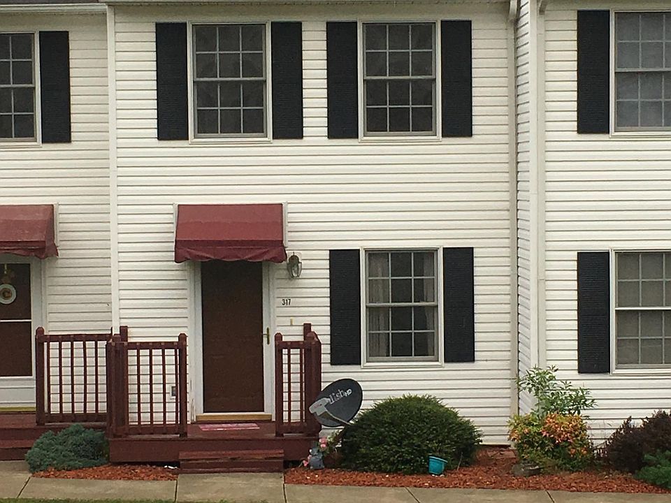 1st image of 317 Beaverview Dr #317