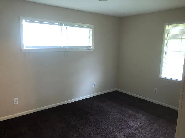 806 Franklin Dr — Photo 13