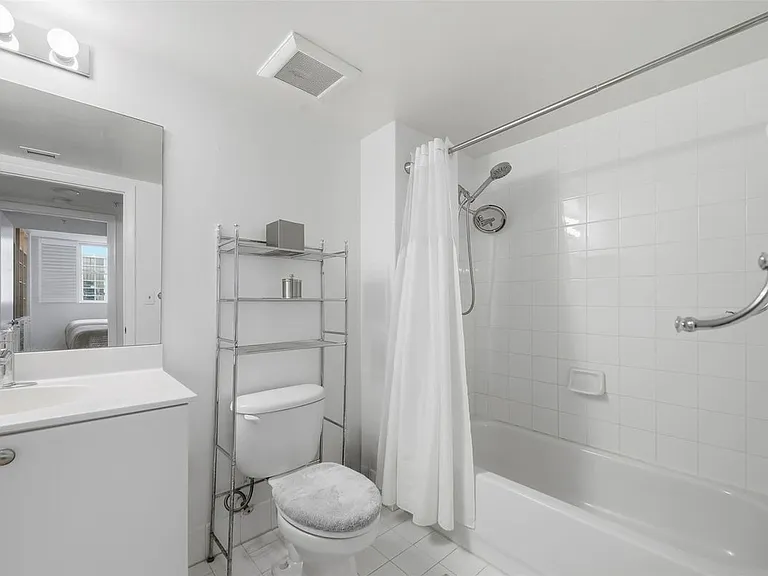 3020 NE 32nd Ave #1103 — Photo 13