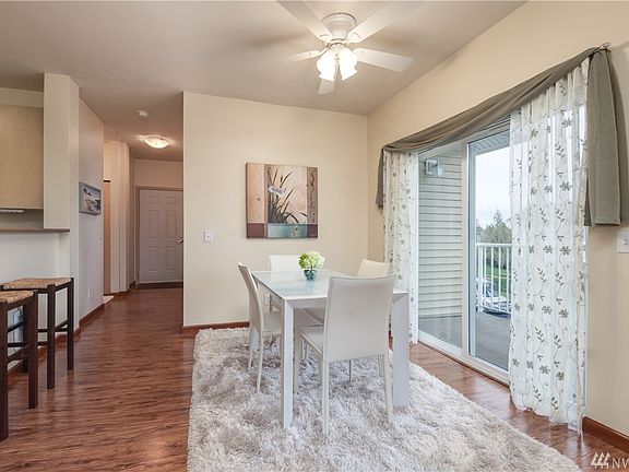 5th image of 1129 61st St SE Unit D