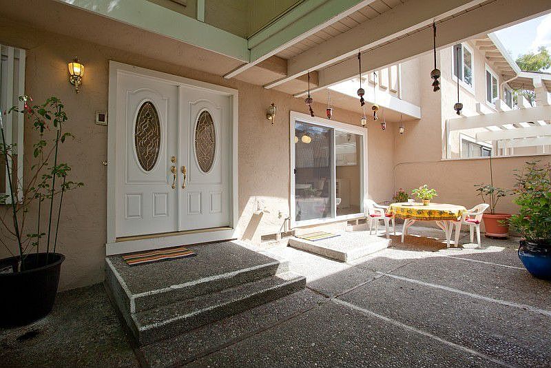 1st image of 1022 Hyde Ave