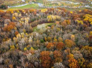 S3399 County Road P, Fountain City, WI 54629