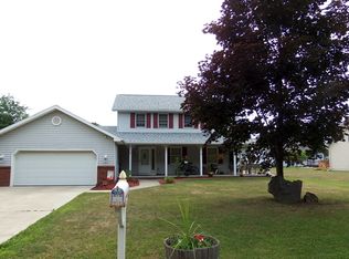 90 Sandra Ave, Sayre, PA 18840