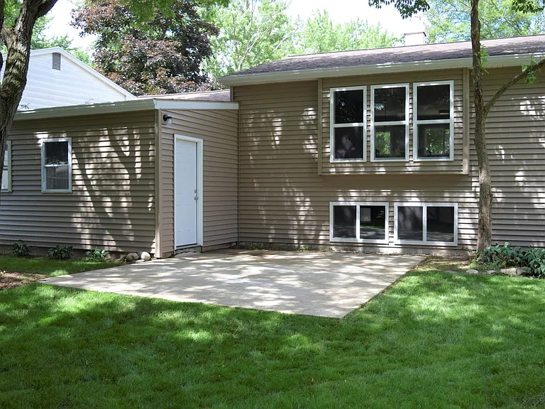 7631 Walcott St — Photo 21