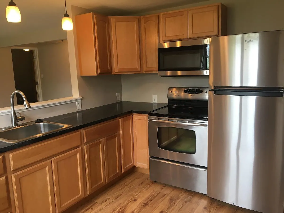 4936 Elgin Circle — Photo 2