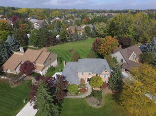 3650 Summit Ridge Dr, Rochester Hills, MI 48306