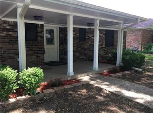 222 Randy Lee Ln, McKinney, TX 75071