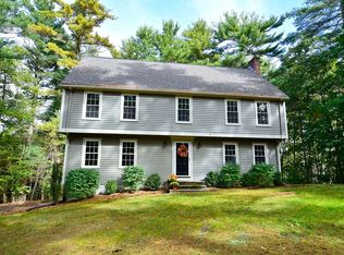 16 Grove St, Norfolk, MA 02056