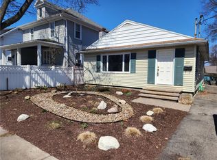 113 W Hickory St, East Rochester, NY 14445