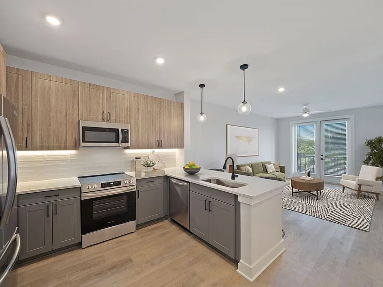 The Henslow Daniel Island Apartments & Townhomes — Photo 34