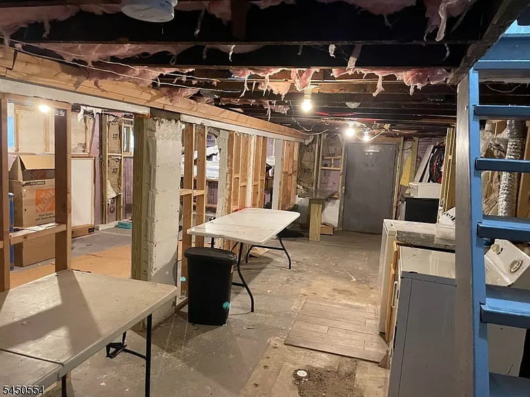 1401 Lincoln St #1 — Photo 8