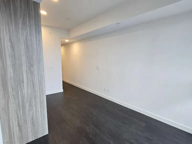 18 Esther Shiner Blvd #1507 — Photo 7