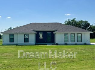 5176 Lily Ln, Goldsby, OK 73093
