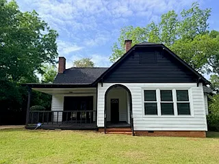 1241 W Poplar St Photo 1