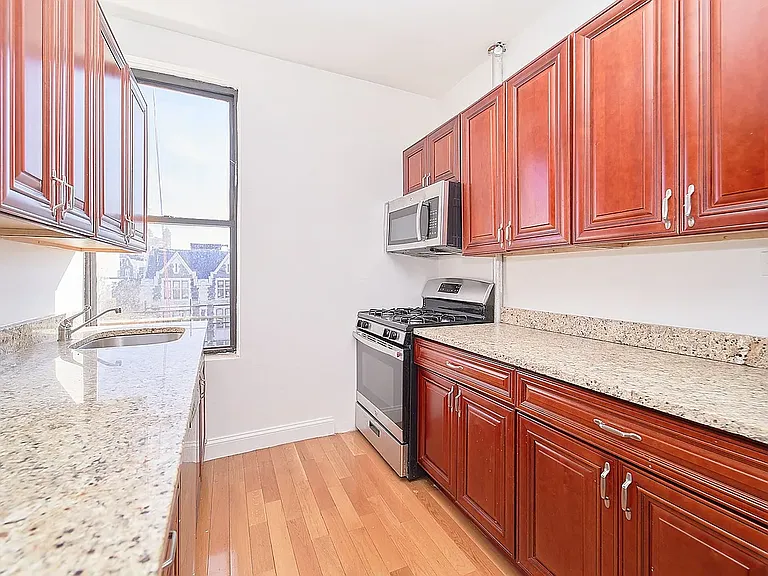 502 W 139th St #52A — Photo 6