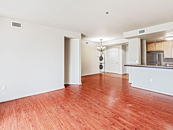 5th image of 105 Christina Landing Dr APT 707