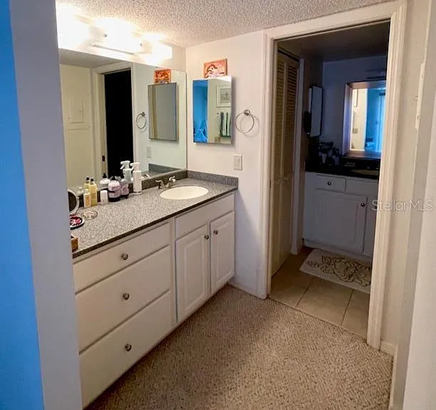 Primary Bedroom En Suite Bath