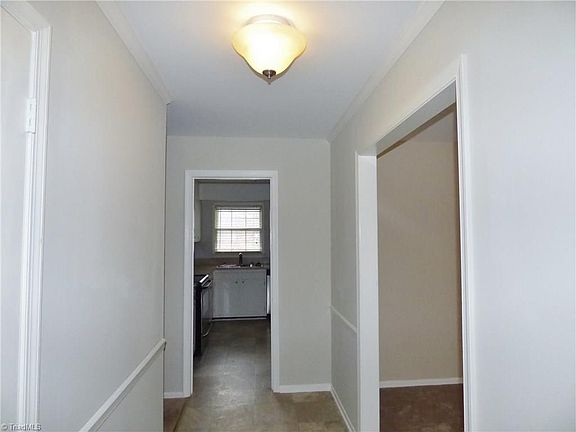 5th image of 5203 Amberhill Dr